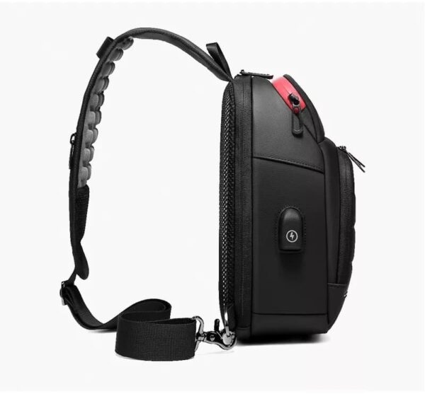 Bolso Mochila Cruzada Impermeable Antirrobo con Puerta USB - Image 12