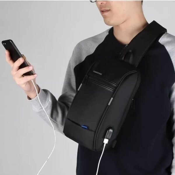 mochila cruzada hombre
